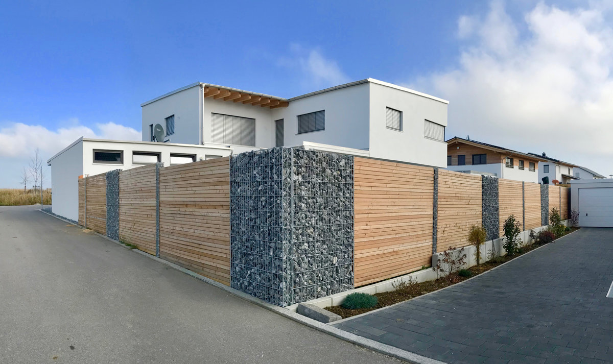 BAUGONE GE 144x253x15 CM - MIT FUSSPLATTE